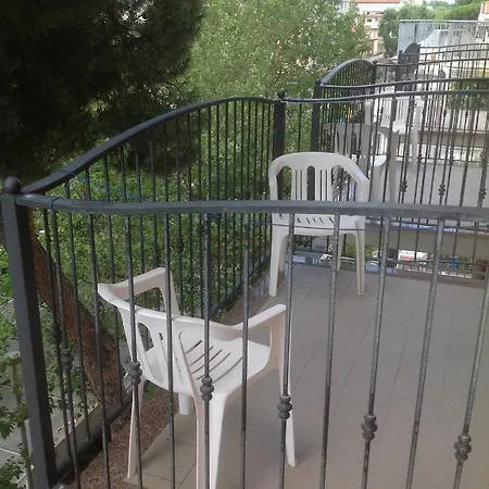 Serafini Free Parking 2*