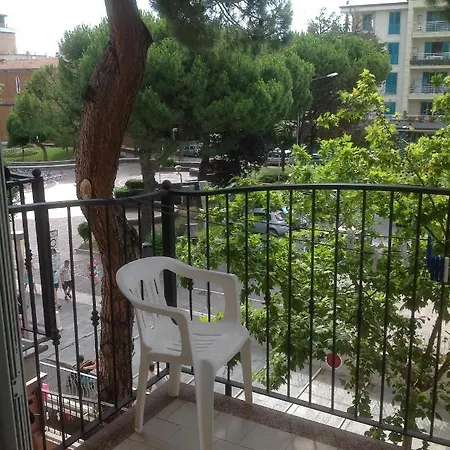 Serafini Free Parking 2* Misano Adriatico