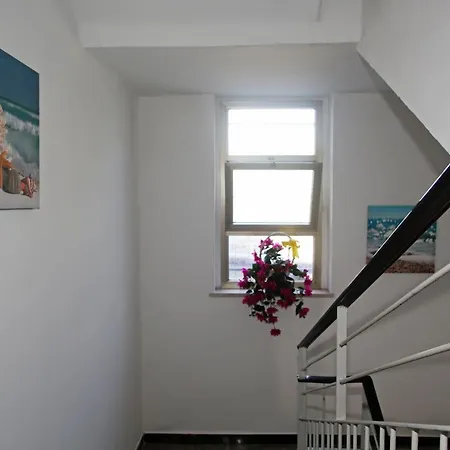 Отель Serafini Free Parking