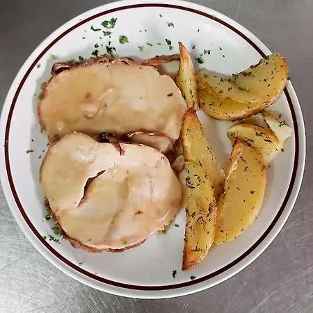 Serafini Free Parking Отель 2*