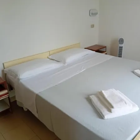 Hotel Serafini 2*