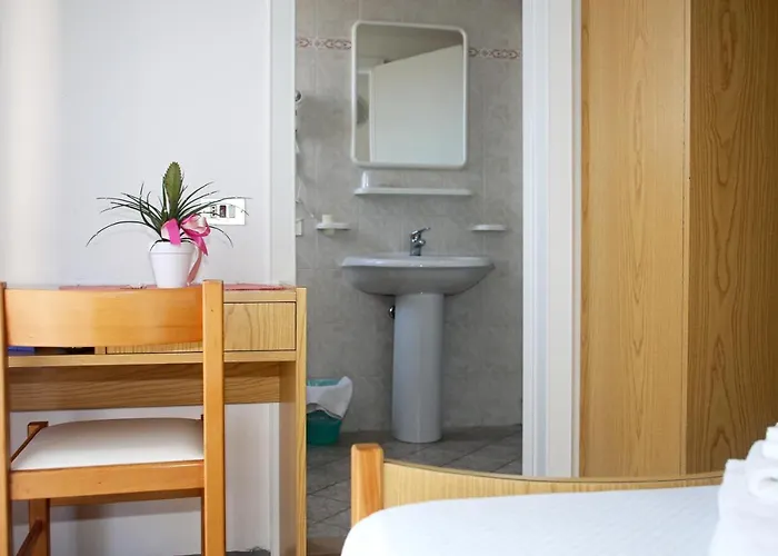 Serafini Free Parking 2*