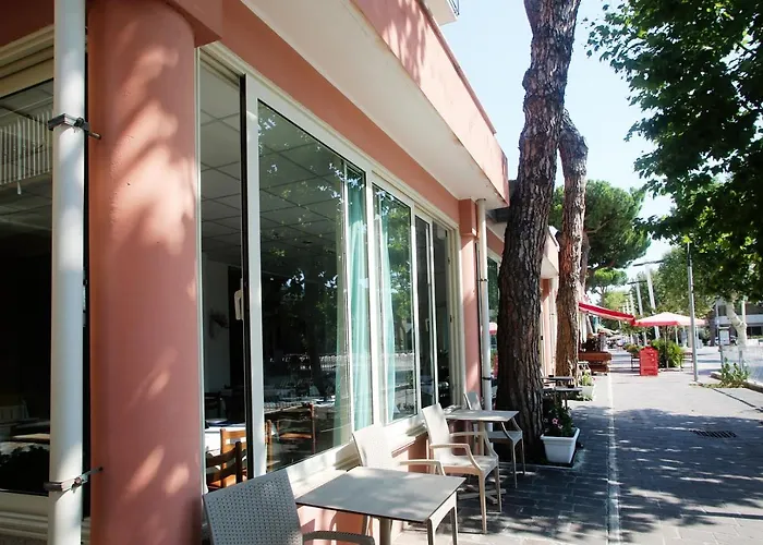 Serafini Free Parking 미사노아드리아티코