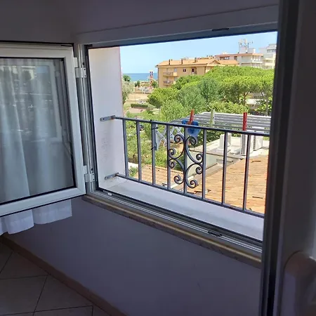 Hotel Serafini Free Parking 2*