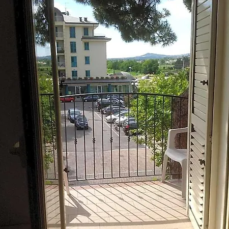 Serafini Free Parking 2*
