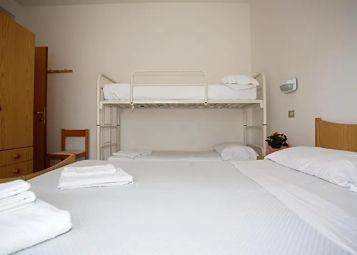 فندق Serafini Free Parking 2*