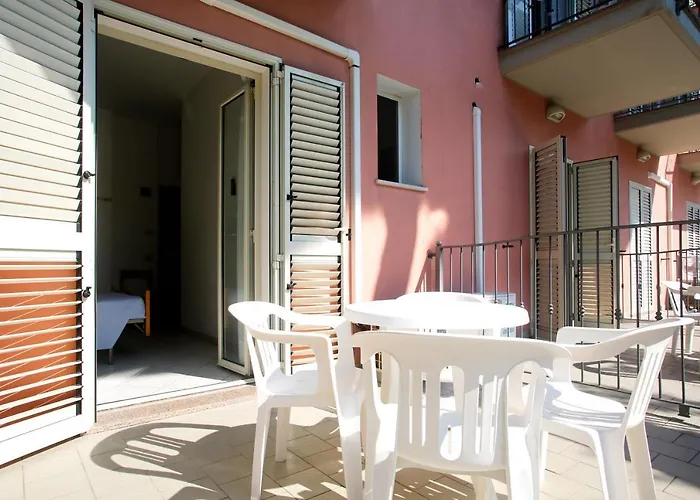 Hotell Serafini Free Parking 2*