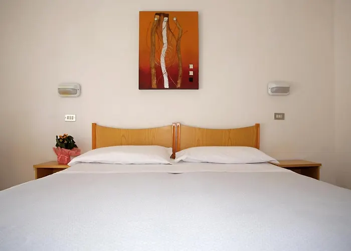 Hotell Serafini Free Parking 2*